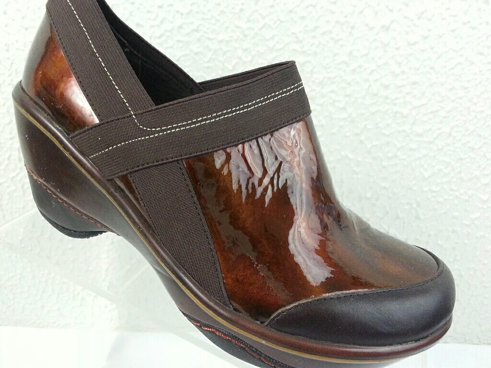 Jambu Cali Classic Womens Wedge Shoes Size 7